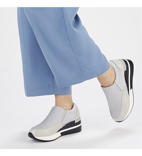 ルフラン（ルフラン）の「きれいめコーデにも合う４Ｅきらめきヒールアップスニーカー（スニーカー）」｜詳細画像