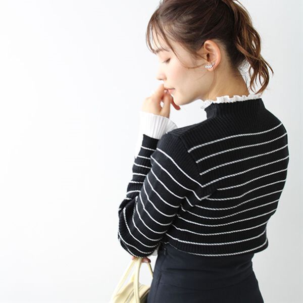 GeeRA（ジーラ）の「プリーツ付ハイネックリブニットトップス（ニット・セーター）」｜詳細画像