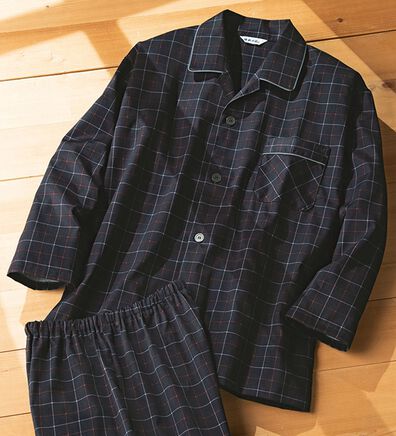 「日本製　肌に優しい綿サテンパジャマ（メンズルームウェア）」
