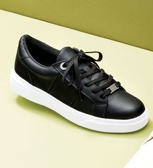 ルフラン（ルフラン）の「エルドベーレ ビジュー金具付レザースニーカー（スニーカー）」｜詳細画像