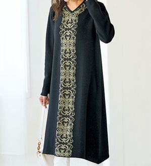 BELLUNA（ベルーナ）の「ラメジャカード編みニットチュニック（ニットワンピース）」｜詳細画像