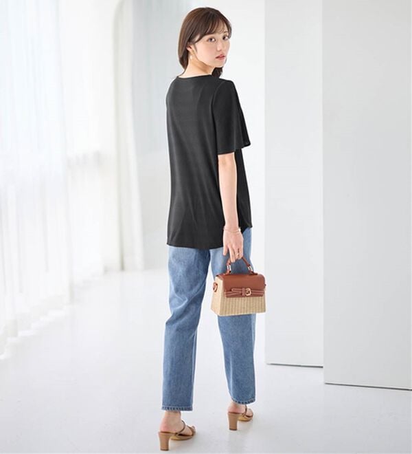 alotta（アロッタ）の「【4つの機能付】ひんやりチューリップ袖ブラウスTシャツ（カットソー）」｜詳細画像