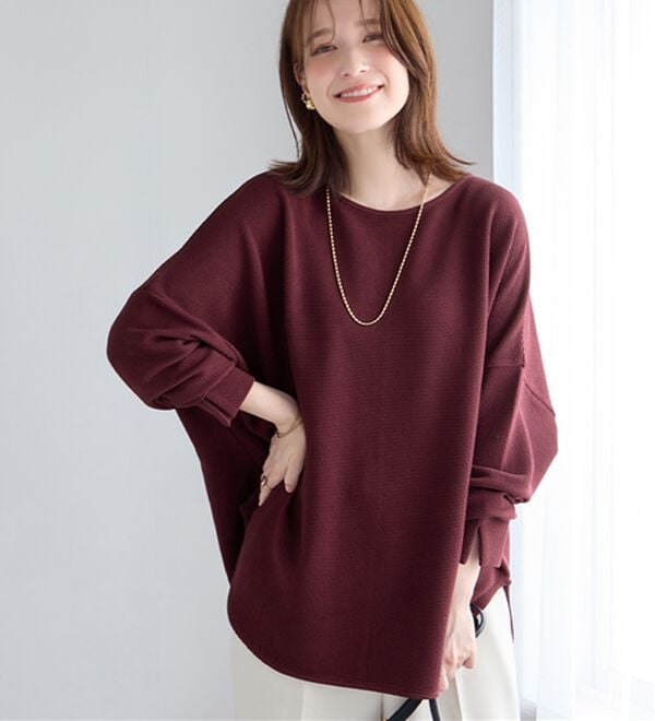Viola e Viola（ヴィオラ エ ヴィオラ）の「ふくれジャカードドルマントップス（カットソー）」｜ボルドー