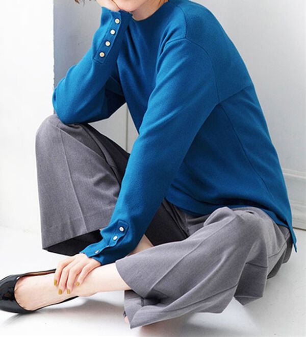 BELLUNA（ベルーナ）の「もちもち袖ボタンニットプルオーバー（ニット・セーター）」｜詳細画像