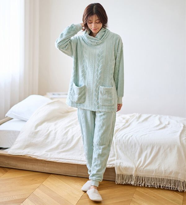 LAVIENNE（ラヴィエンヌ）の「寒がりさんのためのふわっもこケーブルフリースパジャマ（パジャマ・ルームウェア）」｜詳細画像