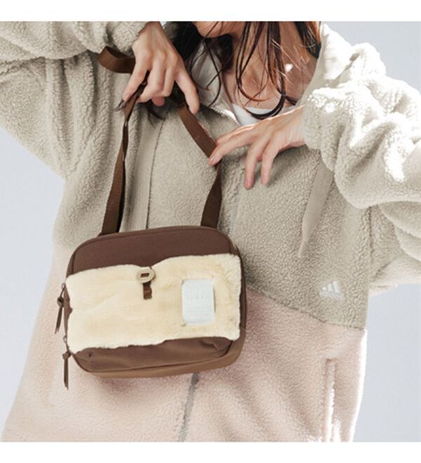 RANAN（ラナン）の「＜ａｄｉｄａｓ＞ボアスモールバッグ（その他バッグ）」｜詳細画像