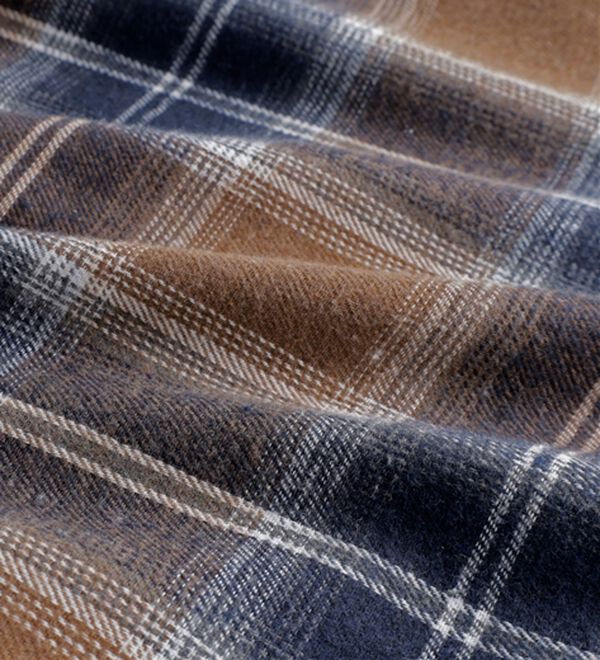 BELLUNA（ベルーナ）の「アニマル刺しゅう多ボタンデザインブラウス（ブラウス）」｜詳細画像