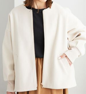BELLUNA（ベルーナ）の「【ｍａｋｏさんコラボ】ウール調ノーカラーブルゾン（ブルゾン）」｜アイボリー