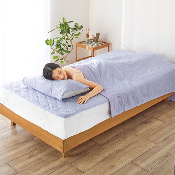 「ベルクールプレミアム冷たさが続くリバーシブル軽寝具＜気温に合わせて使い分けできる！超冷感生地・サラふわタオル生地＞（敷パッド）」｜詳細画像