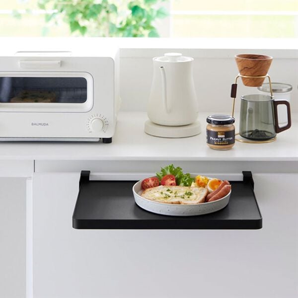 iellio（イエリオ）の「タワー　シンク扉折り畳み棚＜ｔｏｗｅｒ山崎実業＞（その他キッチン用品）」｜詳細画像