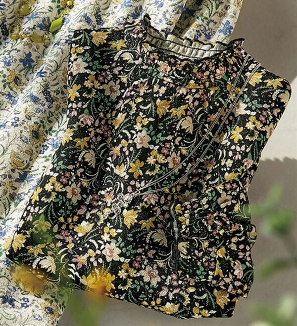 ルフラン（ルフラン）の「日本製シャーリング使いが上品なニットちりめんブラウス＜初美～はつみ～＞（ブラウス）」｜黒系