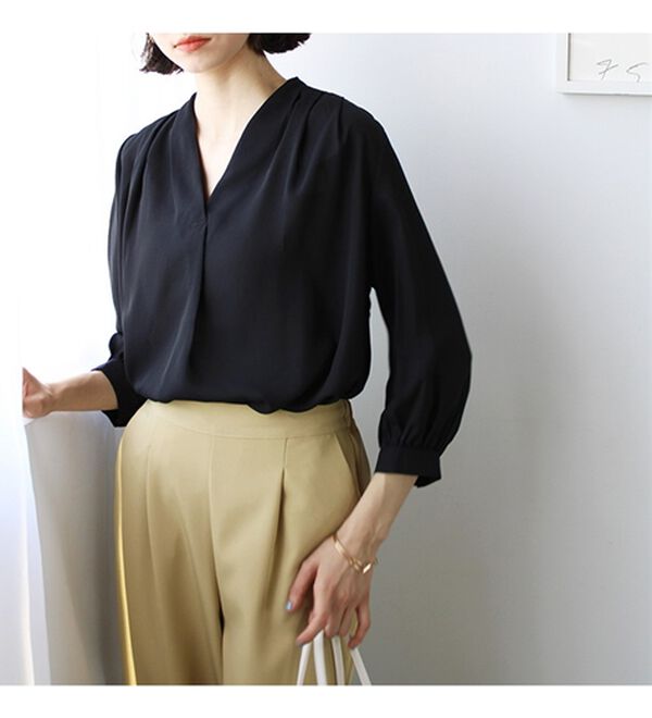 GeeRA（ジーラ）の「シルエットきれい！上品7分袖デザインブラウス（ブラウス）」｜詳細画像