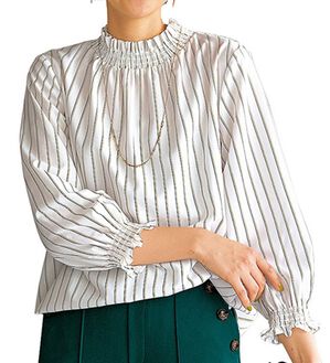 BELLUNA（ベルーナ）の「衿＆袖シャーリング使いブラウス（ブラウス）」｜オフ白系ストライプ
