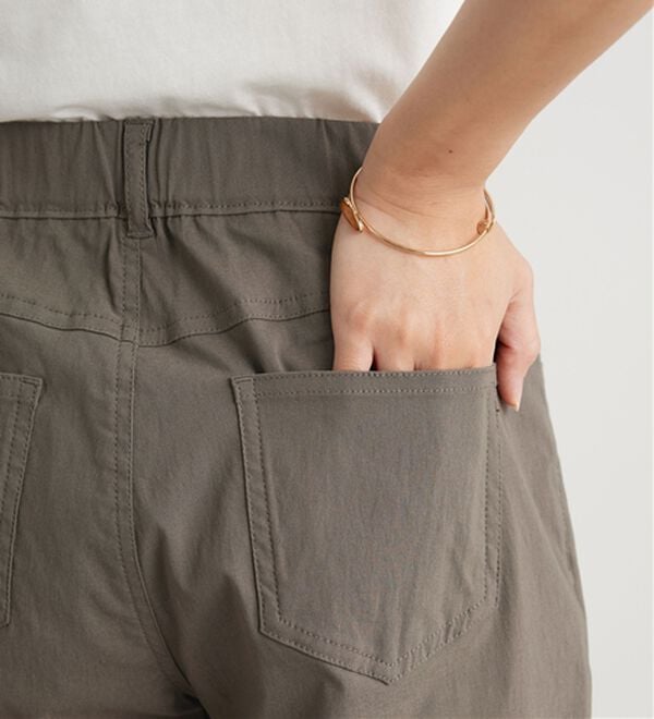 BELLUNA（ベルーナ）の「冷感ピケストレッチ素材スリムパンツ（フルレングスパンツ）」｜詳細画像