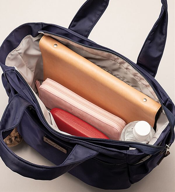 BELLUNA（ベルーナ）の「＜Ｓｏｉｔｔｏ　Ｍｅ＞Ａ４も入る軽量手提げ（トートバッグ）」｜詳細画像