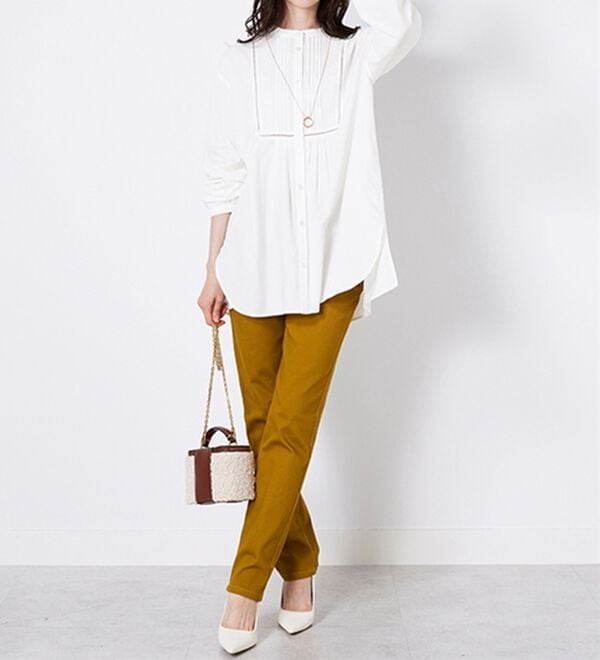 BELLUNA（ベルーナ）の「レース&times;ピンタック使いシャツチュニック（チュニック）」｜詳細画像