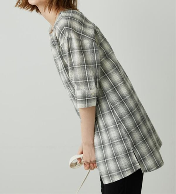 BELLUNA（ベルーナ）の「サッカー素材チェック柄チュニック（チュニック）」｜詳細画像