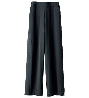 BELLUNA（ベルーナ）の「裏フリース素材あったかお散歩パンツ（フルレングスパンツ）」｜黒
