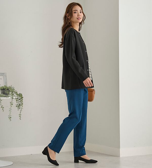 BELLUNA（ベルーナ）の「すっきり美脚タックテーパードパンツ（フルレングスパンツ）」｜詳細画像