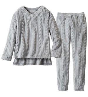 YU'NOW（ユナウ）の「ケーブルニット風フリースルームウェアセット（パジャマ・ルームウェア）」｜グレー