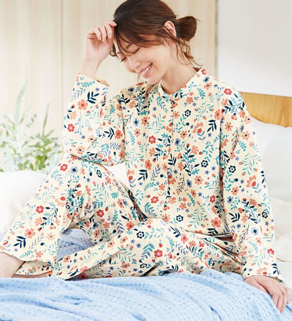 LAVIENNE（ラヴィエンヌ）の「綿入りキルトパジャマ（パジャマ・ルームウェア）」｜詳細画像