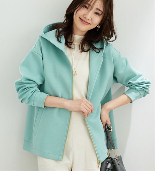 BELLUNA（ベルーナ）の「【快適Ｌａｂ．】とろみ素材裾タックパーカー（パーカー）」｜詳細画像