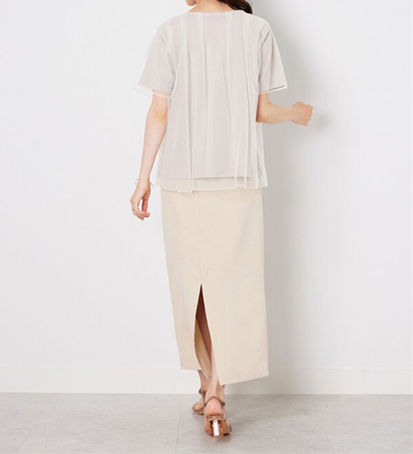 BELLUNA（ベルーナ）の「チュール重ねロゴプリントプルオーバー（カットソー）」｜詳細画像