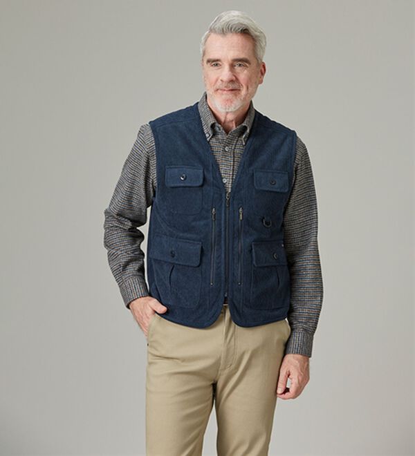 「柔らかコーデュロイ裏ボア多ポケットベスト（メンズベスト）」｜詳細画像