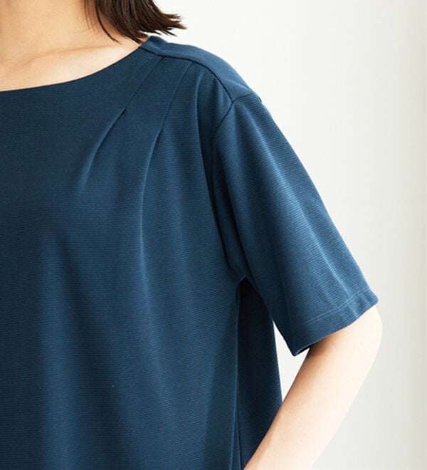 BELLUNA（ベルーナ）の「かのこ素材肩タックデザインワンピース（チュニック）」｜詳細画像