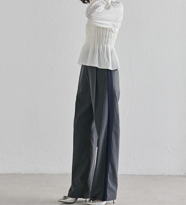 RANAN（ラナン）の「サイドラインシルエットパンツ（フルレングスパンツ）」｜詳細画像