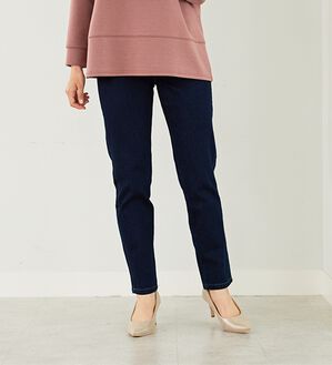 BELLUNA（ベルーナ）の「ホワイトヤーンストレッチカラーパンツ（フルレングスパンツ）」｜インディゴ