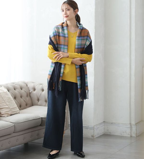 A HAPPY MARILYN（アハッピーマリリン）の「【Ｌ～８Ｌ】Ｒｉｎ フィット感軽減！Ｔシャツ感覚もっちりやわらかＶネックニット（ニット・セーター）」｜詳細画像