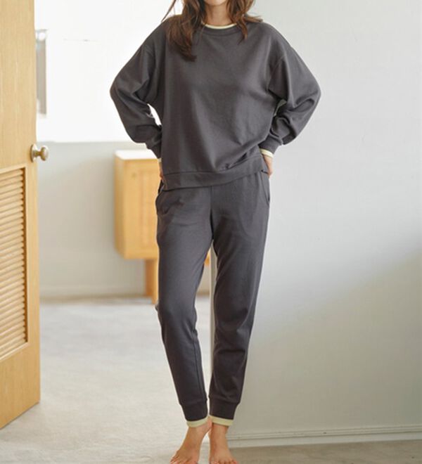 YU'NOW（ユナウ）の「【２点セット】レイヤード風プルオーバーセット（パジャマ・ルームウェア）」｜詳細画像