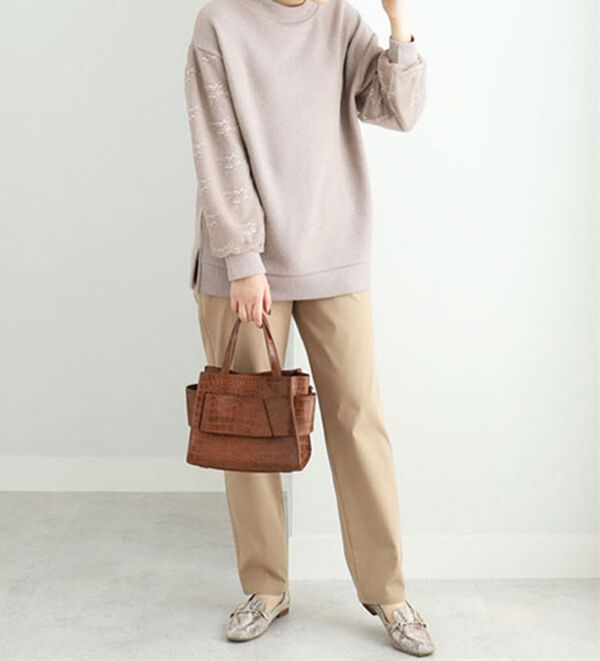 BELLUNA（ベルーナ）の「チノ見えストレッチ素材らくちんパンツ（フルレングスパンツ）」｜詳細画像