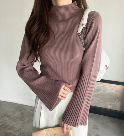 GeeRA（ジーラ）の「【選べる2タイプ】モチっと柔らかフレアースリーブリブニット（ニット・セーター）」