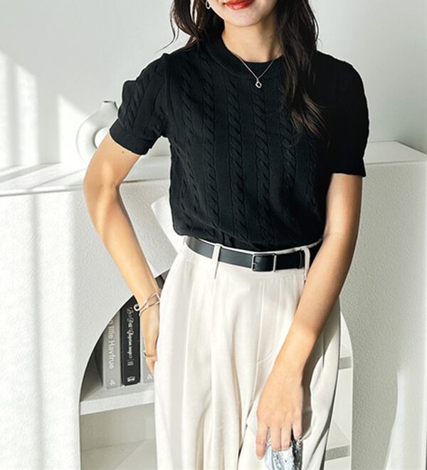 GeeRA（ジーラ）の「ケーブル編みニットトップス（ニット・セーター）」｜詳細画像