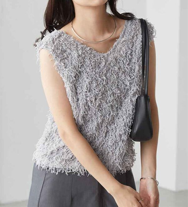 【最終値下げ】【新品未使用】 ペルナ PERNA リボンベスト　ホワイト 最終値下げ】【新品未使用】 ペルナ PERNA リボンベスト ホワイト 2025