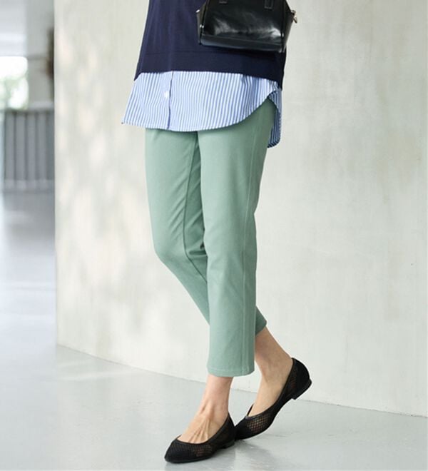 BELLUNA（ベルーナ）の「【再入荷】美ストレッチ素材アンクル丈レギンスパンツ（クロップドパンツ）」｜詳細画像