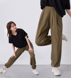 Viola e Viola（ヴィオラ エ ヴィオラ）の「伸びる！紫外線カット！さらテロイージージョガーパンツ（フルレングスパンツ）」｜詳細画像