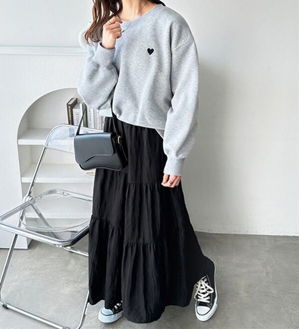 GeeRA（ジーラ）の「ロゴ＆ハート刺しゅう裏起毛スウェット（トレーナー・スウェット）」｜詳細画像