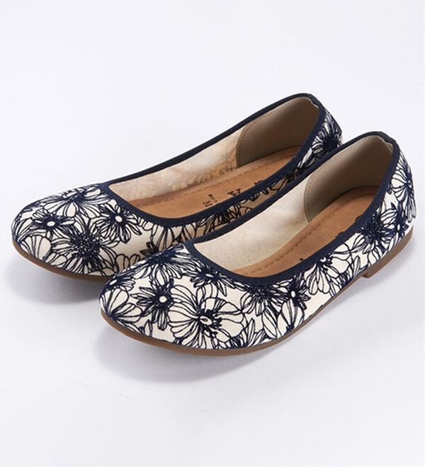 RANAN（ラナン）の「日本製カジュアルシューズ（フラットシューズ）」｜フロッキーネイビー