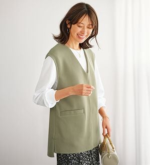 BELLUNA（ベルーナ）の「静電気防止インナー付Ｖネックベストアンサンブル（アンサンブル）」｜ソフトカーキ