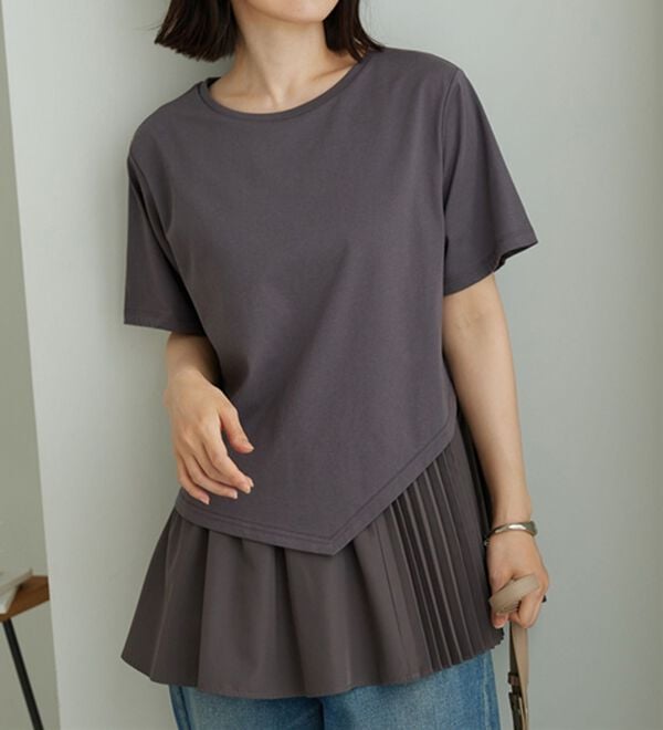 BELLUNA（ベルーナ）の「異素材使い裾アシメデザインチュニック（チュニック）」｜チャコール