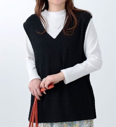 BELLUNA（ベルーナ）の「ジャカード素材ベストアンサンブル（アンサンブル）」