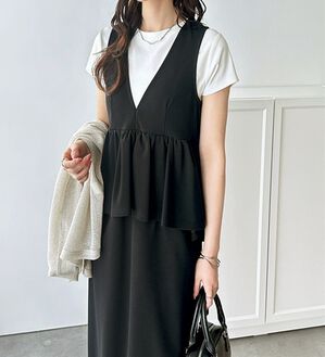 GeeRA（ジーラ）の「楽ちん！ペプラムジャンパースカート（ジャンパースカート）」｜ブラック