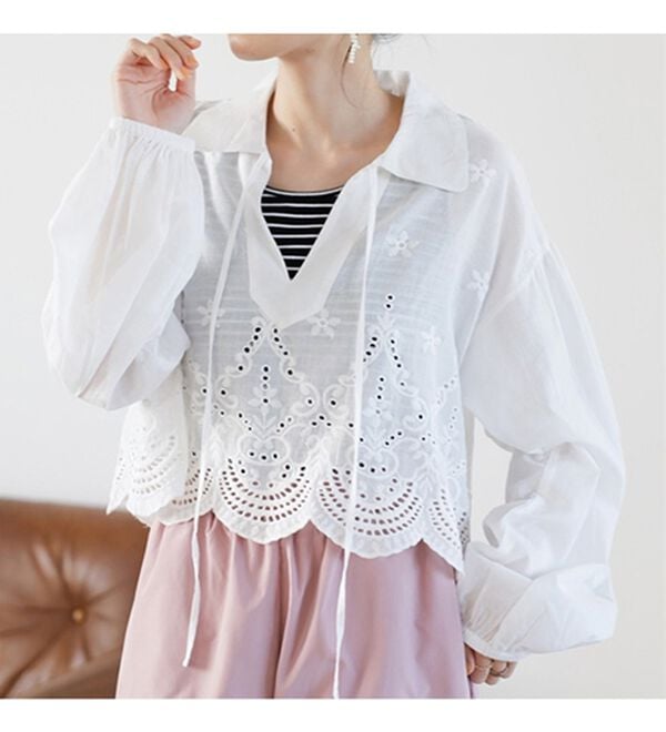 GeeRA（ジーラ）の「刺しゅうデザインショート丈ブラウス（ブラウス）」｜詳細画像