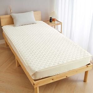 iellio（イエリオ）の「ひんやり冷感敷パッド一体型ＢＯＸシーツ＜洗える・接触冷感・抗菌防臭・時短・家事楽・ボックスシーツ・寝苦しさ対策＞（ボックスシーツ・ベッドシーツ）」｜アイボリー