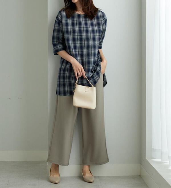 BELLUNA（ベルーナ）の「サッカー素材チェック柄チュニック（チュニック）」｜詳細画像