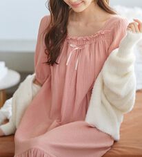 YU'NOW（ユナウ）の「【カップ付】Ｗガーゼの湯上りワンピース（パジャマ・ルームウェア）」