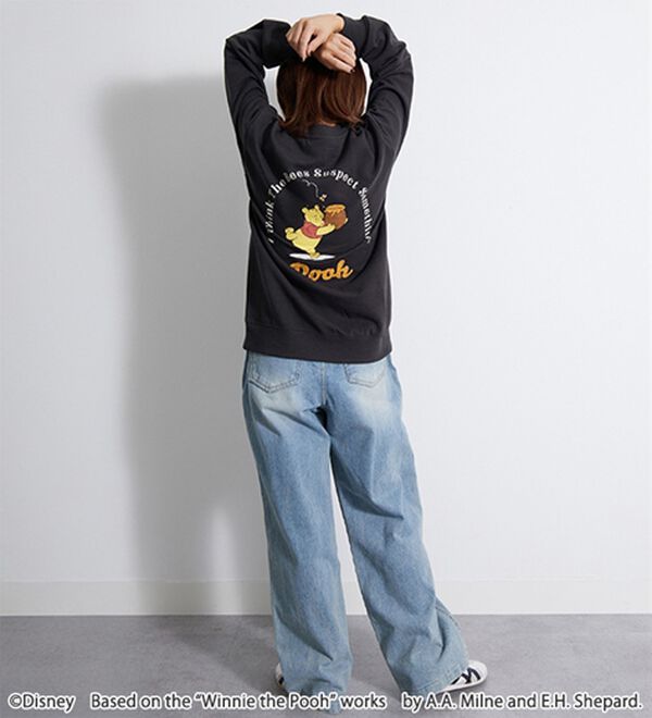 BELLUNA（ベルーナ）の「＜Ｄｉｓｎｅｙ＞【プー】バックプリント裏起毛トレーナー（トレーナー・スウェット）」｜詳細画像